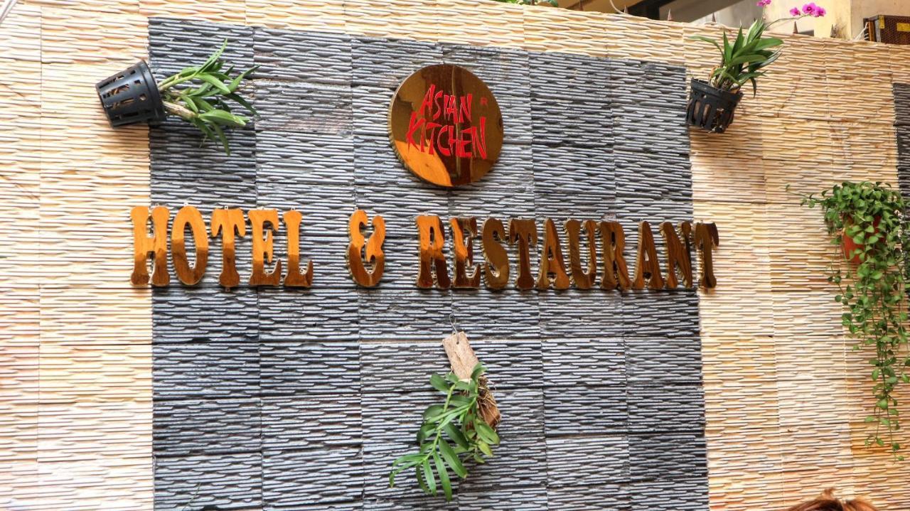 Asian Kitchen Hotel Хошимін Екстер'єр фото
